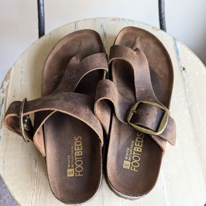 Genuine Leather White Mountain Footbeds Sandals 7